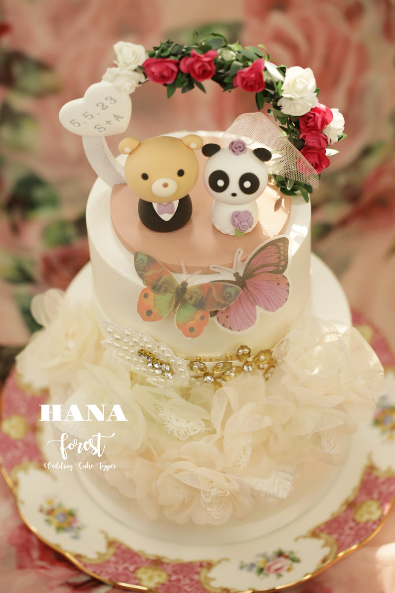 panda and bear wedding cake topper