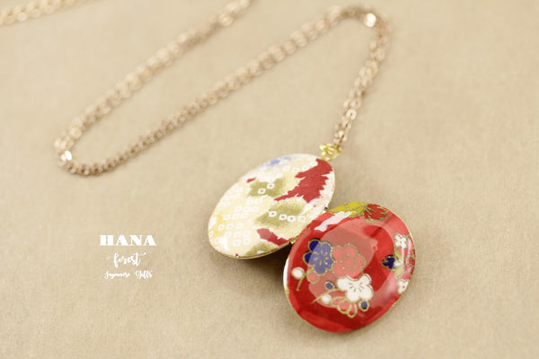 Japanese chiyogami locket necklace B144