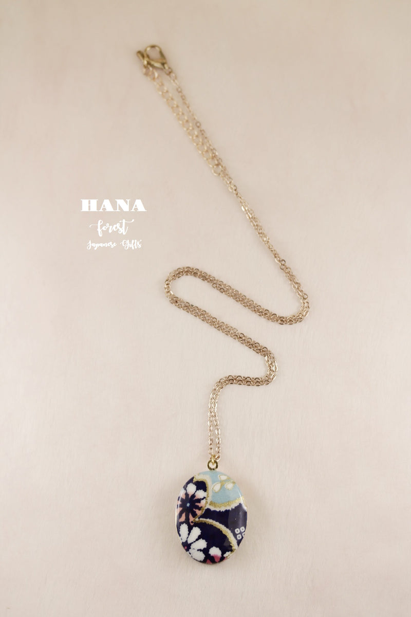 Japanese chiyogami locket necklace B143