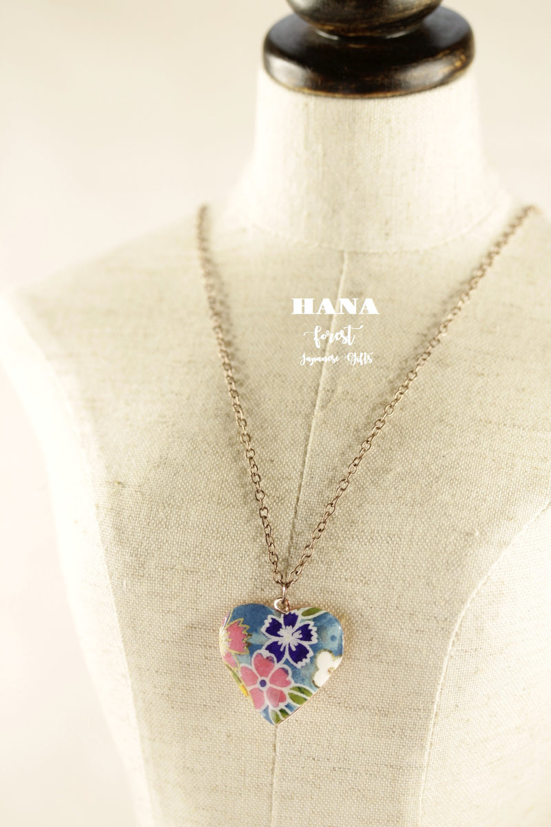 Japanese chiyogami locket necklace B153