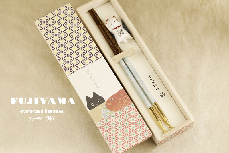 Handmade Japanese lucky cat Chopsticks set with wooden box C216