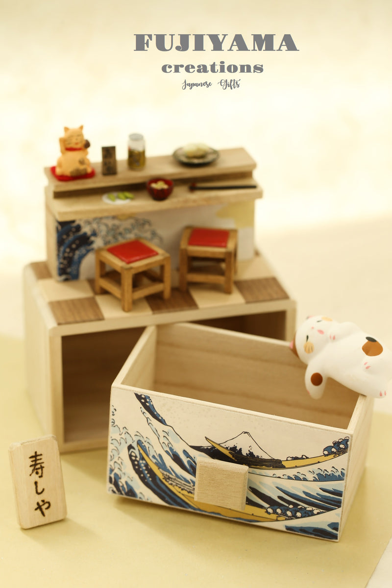 Sushi Dollhouse Miniatures,Handmade Japanese Maneki Neko dollhouse and miniatures,D165
