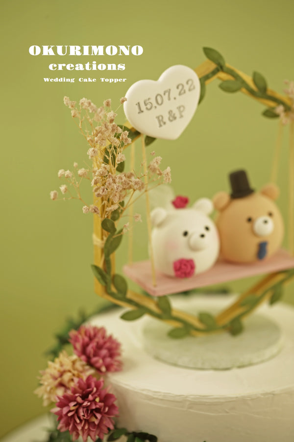 bear and polar bear wedding cake topper