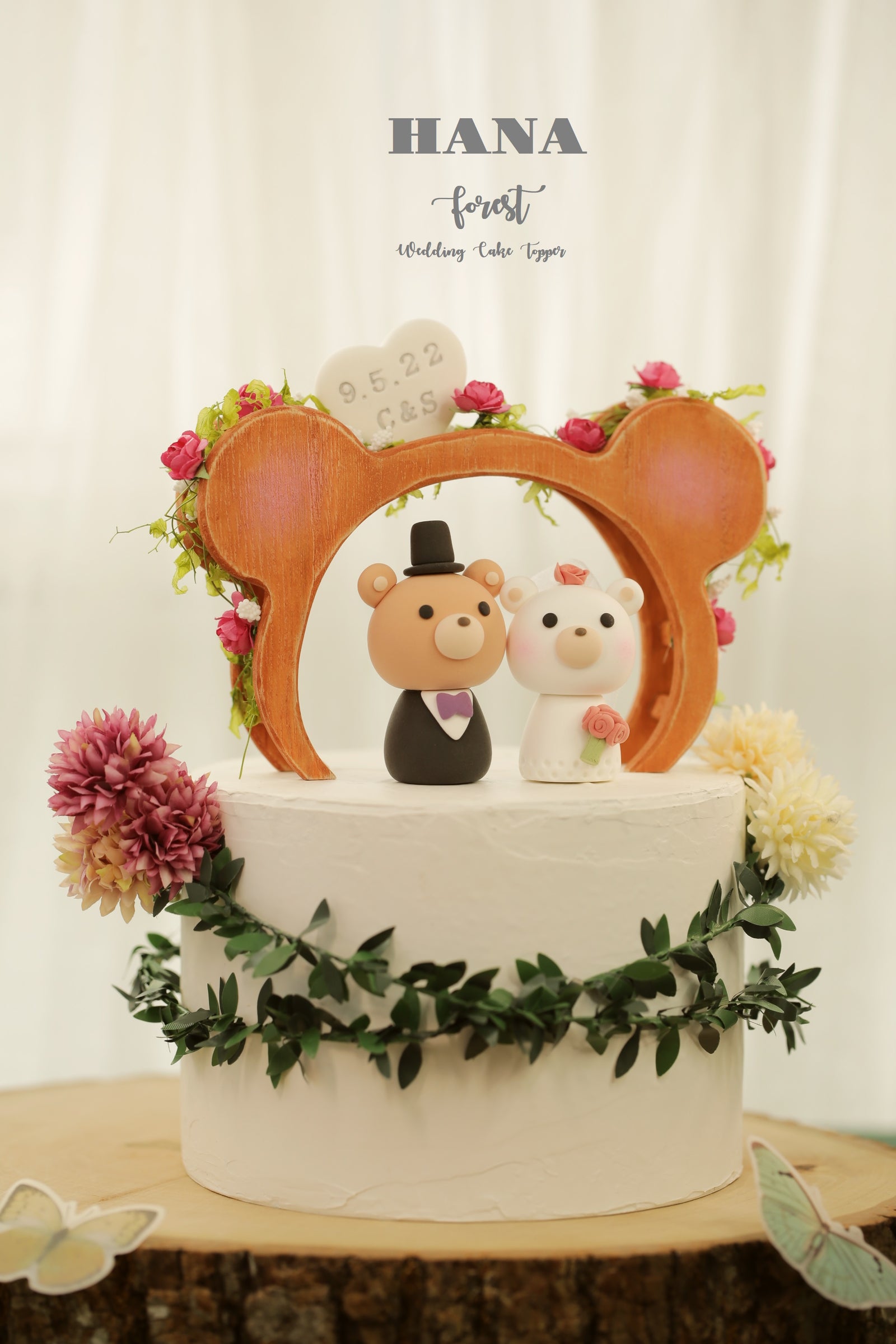 Custom Handmade Dressed Bears online Wedding Cake Topper