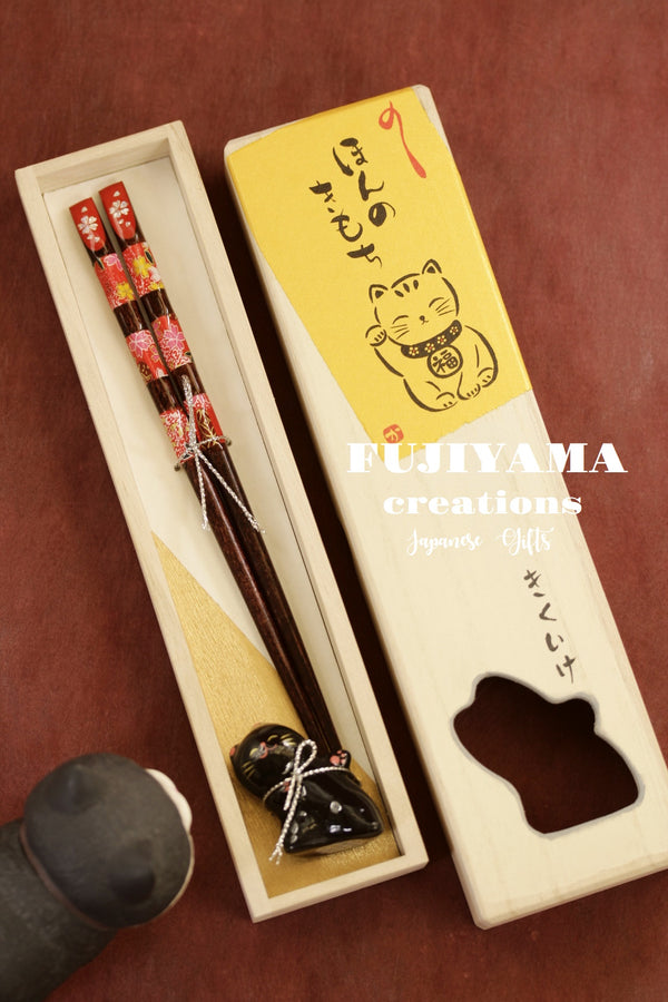 Handmade Japanese lucky cat Chopsticks set with wooden box C208