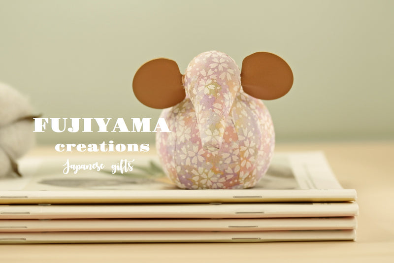 Chiyogami elephant wooden doll,D163