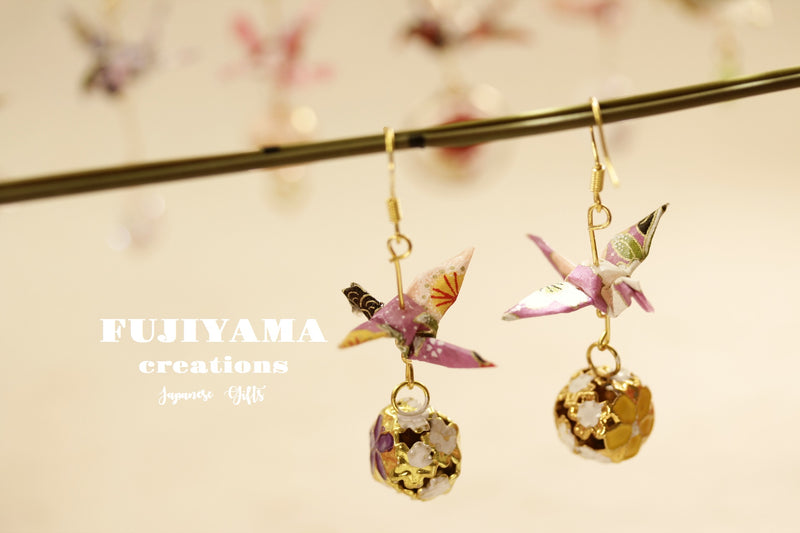 Japanese chiyogami crane earrings A146
