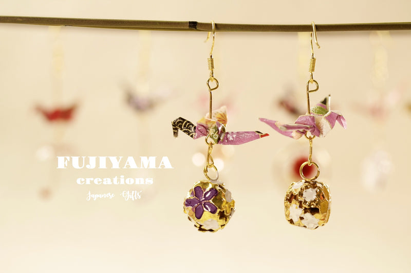 Japanese chiyogami crane earrings A146