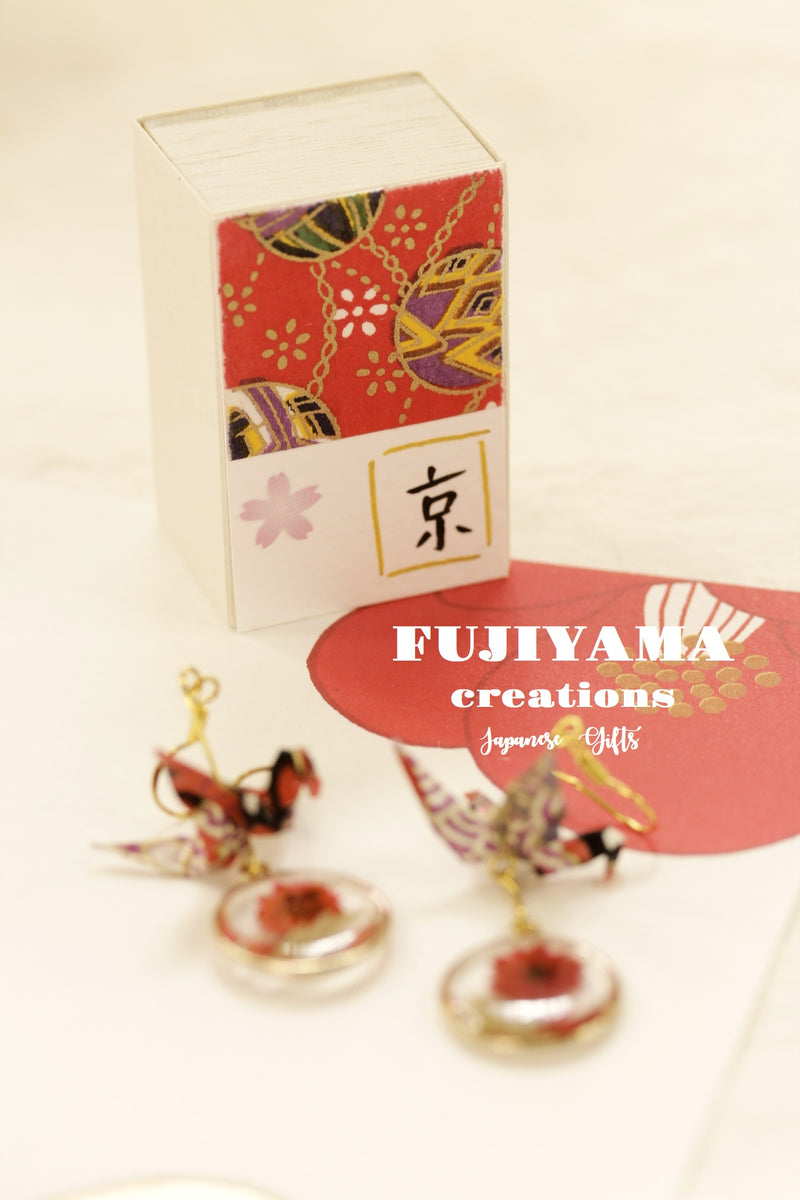 Japanese chiyogami crane earrings A148