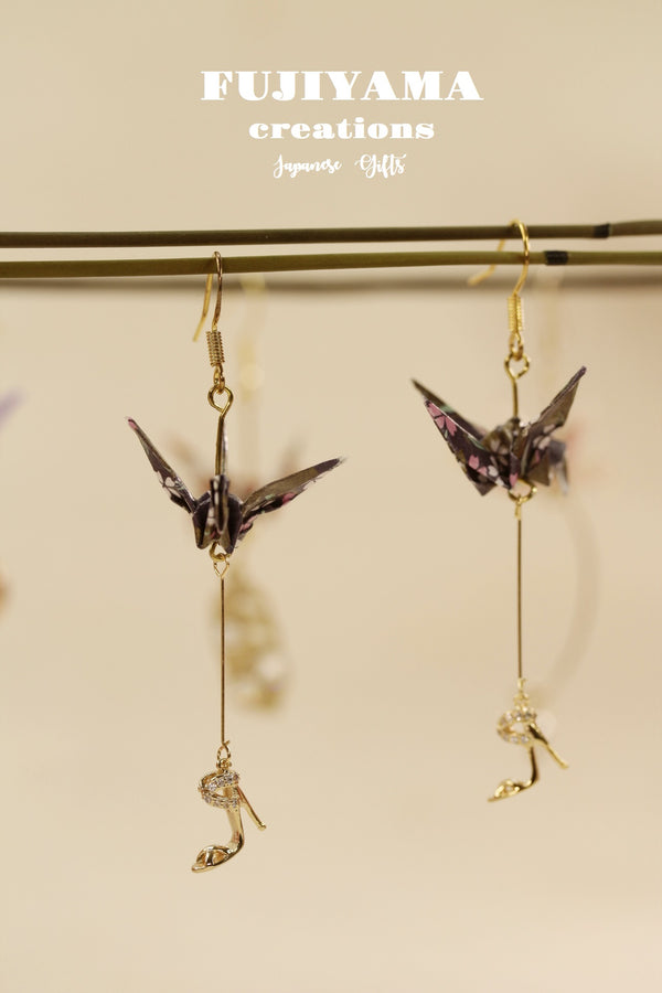 Japanese chiyogami crane earrings A142
