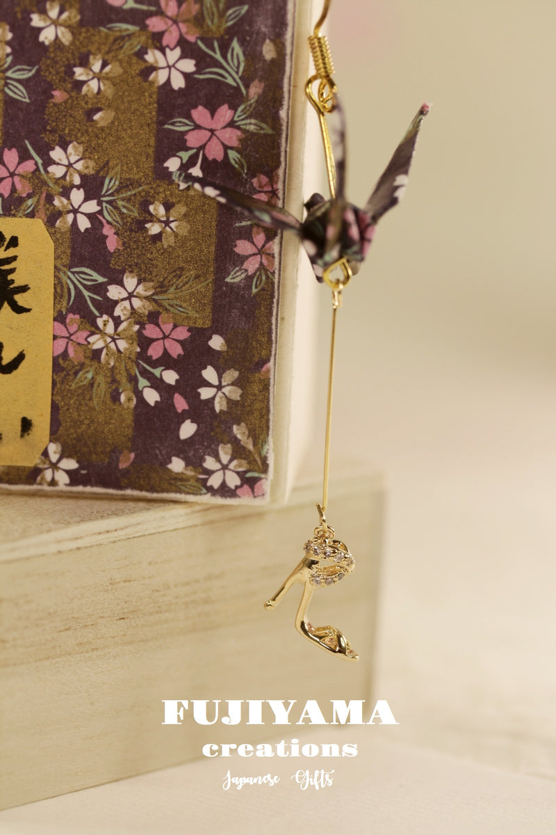 Japanese chiyogami crane earrings A142