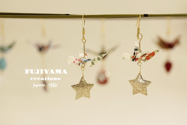 Japanese chiyogami crane earrings A139