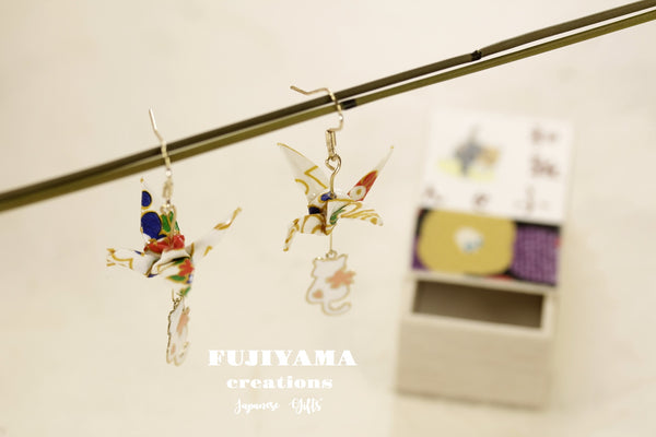 Japanese chiyogami crane earrings A151