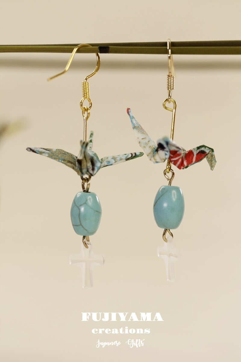 Japanese chiyogami crane earrings A111