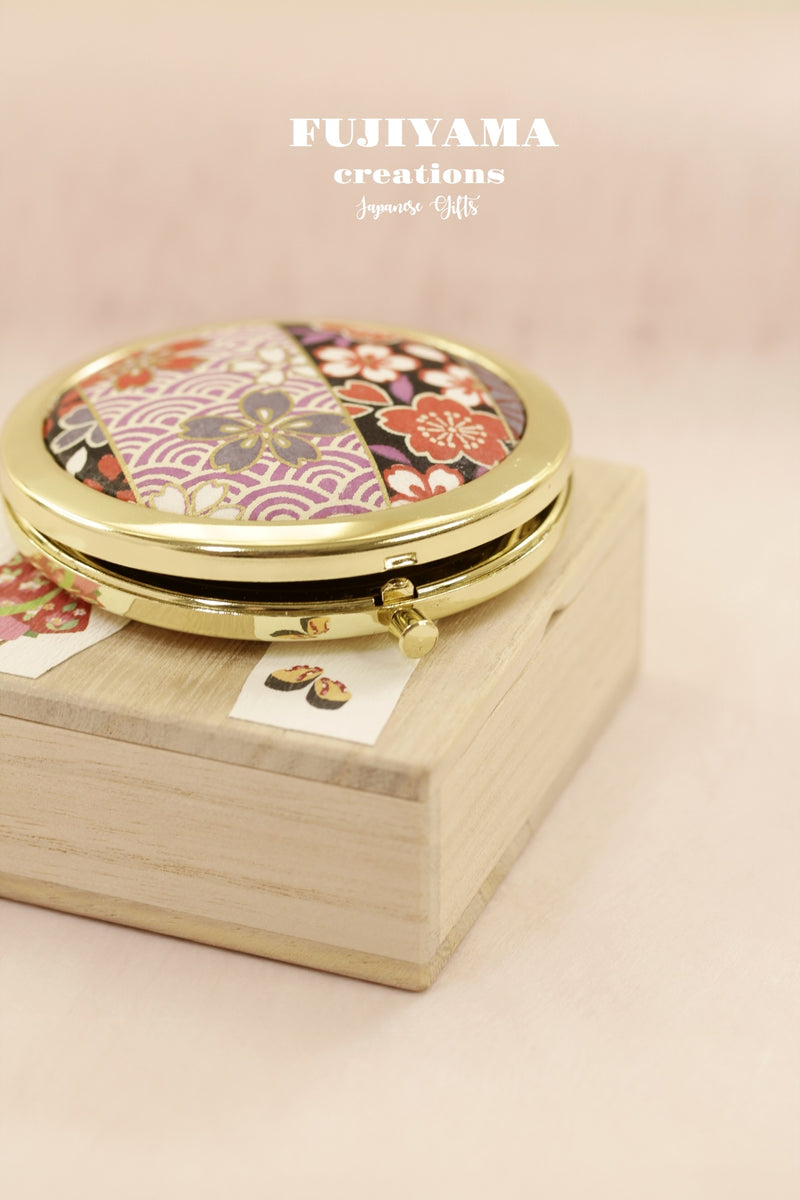 Japanese chiyogami purse mirror