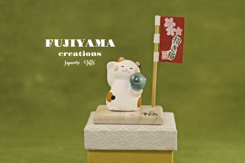 Handmade Japanese Kawaii Cat,Neko home decorations,D124