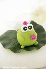 frog wedding cake topper