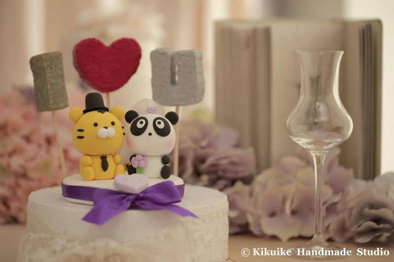 tiger and panda wedding cake topper